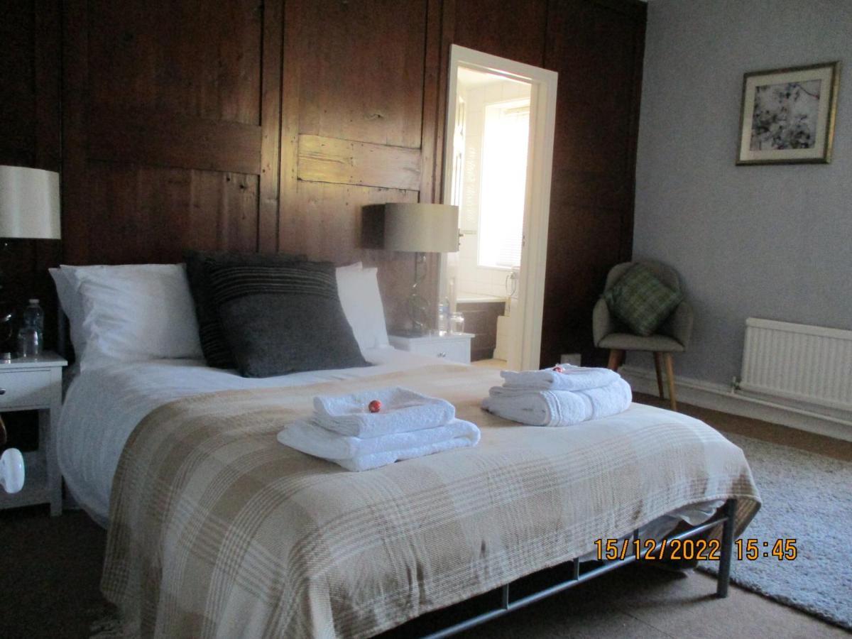 Three Tuns Ashwell Bed & Breakfast Exterior photo