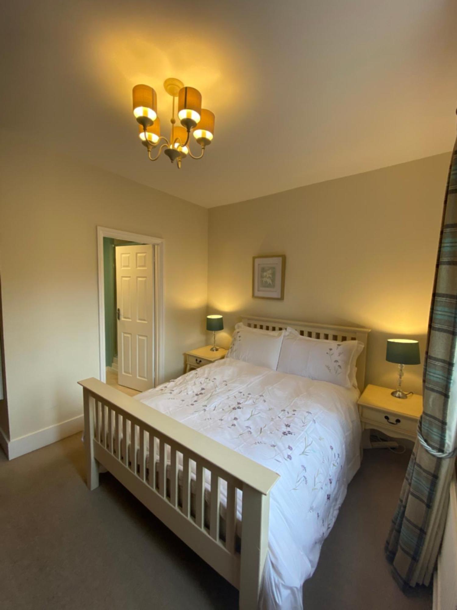 Three Tuns Ashwell Bed & Breakfast Exterior photo